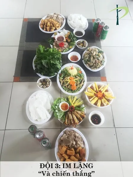 Món ăn của Team 3 - đại gia đình Trúc Nghinh Phong