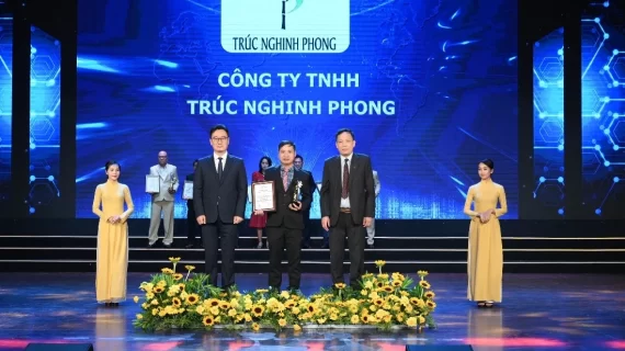 Trúc Nghinh Phong vinh dự nhận giải thưởng Thương hiệu Việt Nam Xuất Sắc 2022